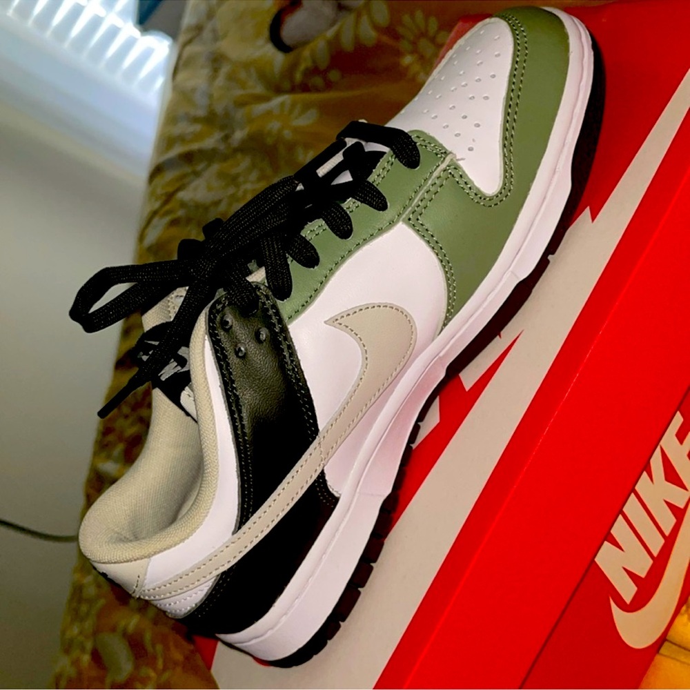 BRAND NEW OLIVE GREEN DUNKS